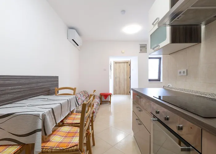 Lina 2 Mali Lošinj