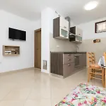 Lina 2 * Mali Lošinj