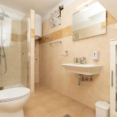 Lina 2 Apartamento Mali Lošinj