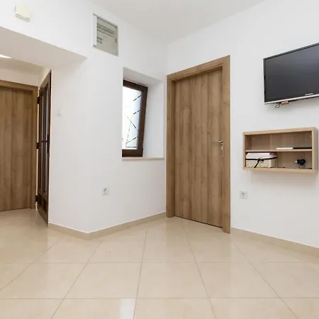 Lina 2 * Mali Lošinj